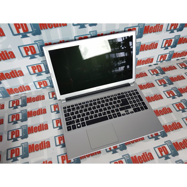 Laptop Acer Aspire V5-531 Procesor Celeron 1017U 1.6GHz RAM 4GB HDD 320GB HD Wifi WebCam 15.6"